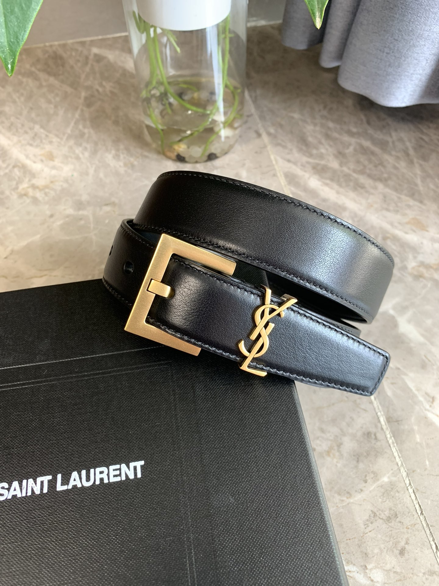YSL Saint-Lorland Belt: Double-Sided Leather, CASSANDRE Ring, 3.0 cm Width. - 图片 9