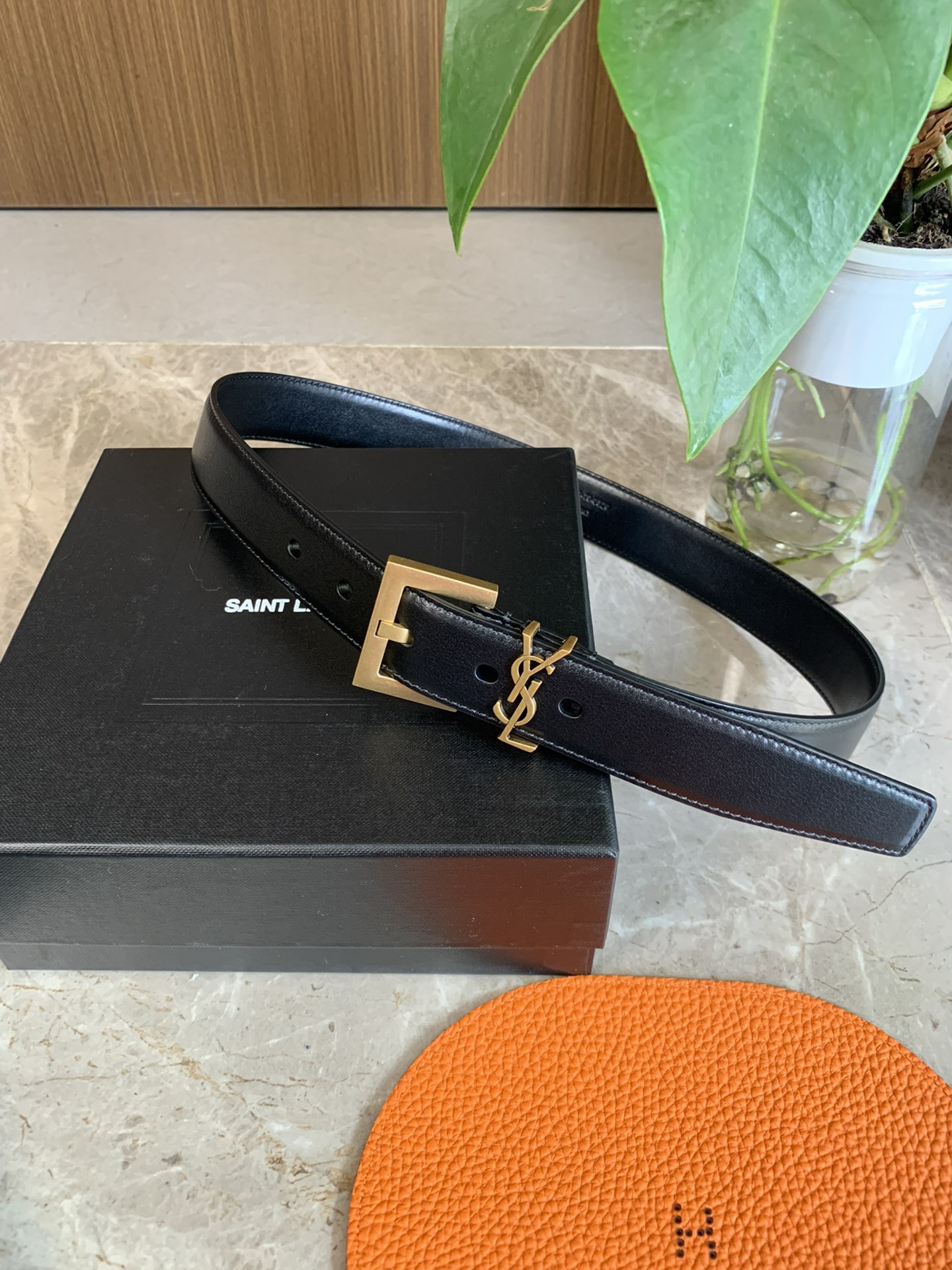 YSL Saint-Lorland Belt: Double-Sided Leather, CASSANDRE Ring, 3.0 cm Width. - 图片 8
