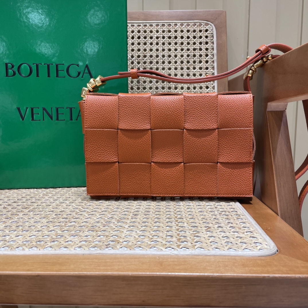 Bottega Veneta CASSETTE 23CM BAG 666870橙色