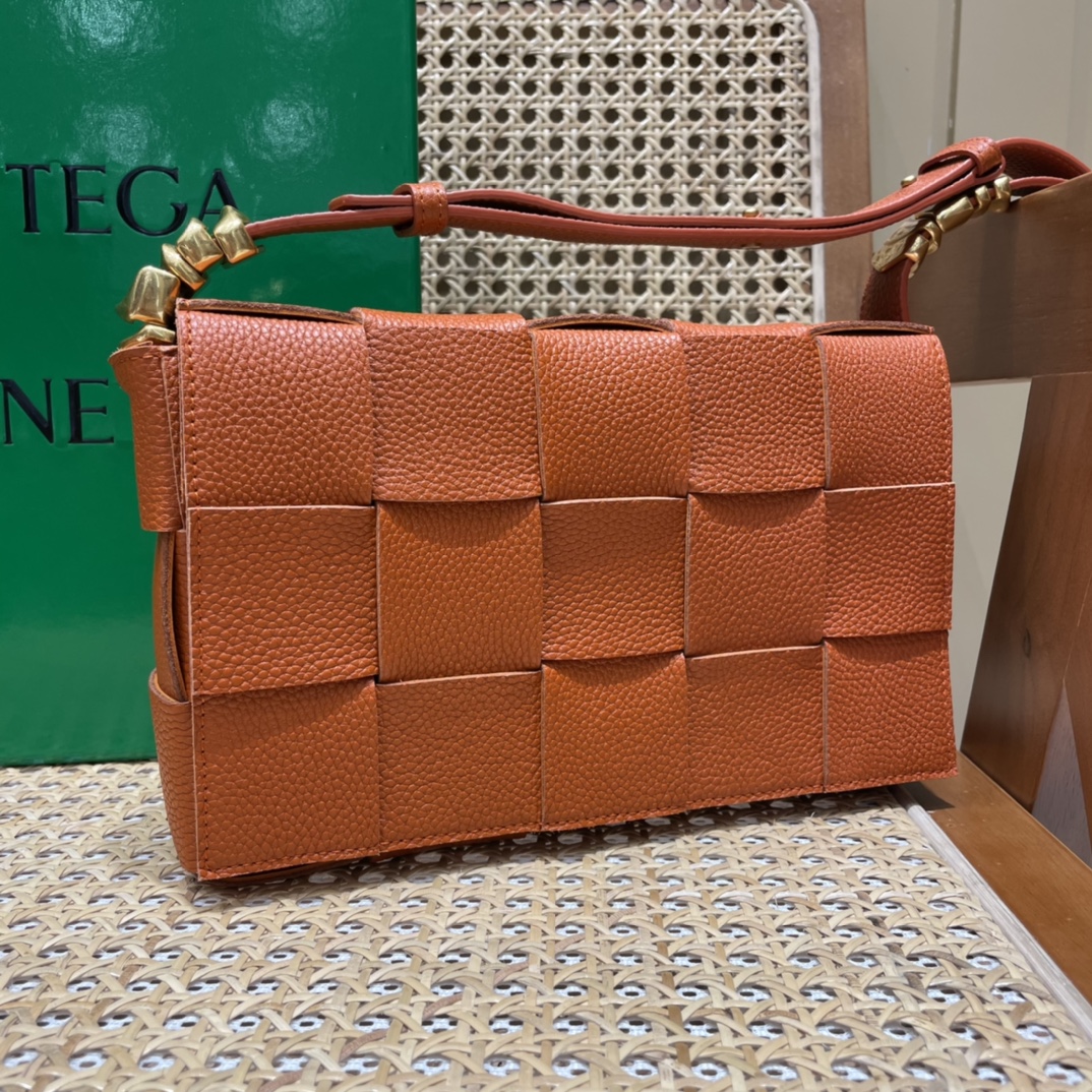 Bottega Veneta CASSETTE 23CM BAG 666870橙色