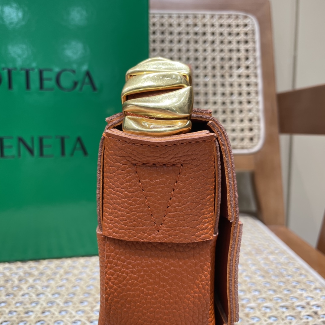Bottega Veneta CASSETTE 23CM BAG 666870橙色