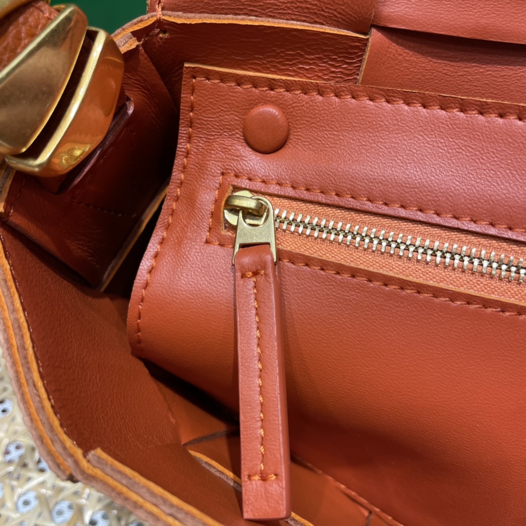 Bottega Veneta CASSETTE 23CM BAG 666870橙色