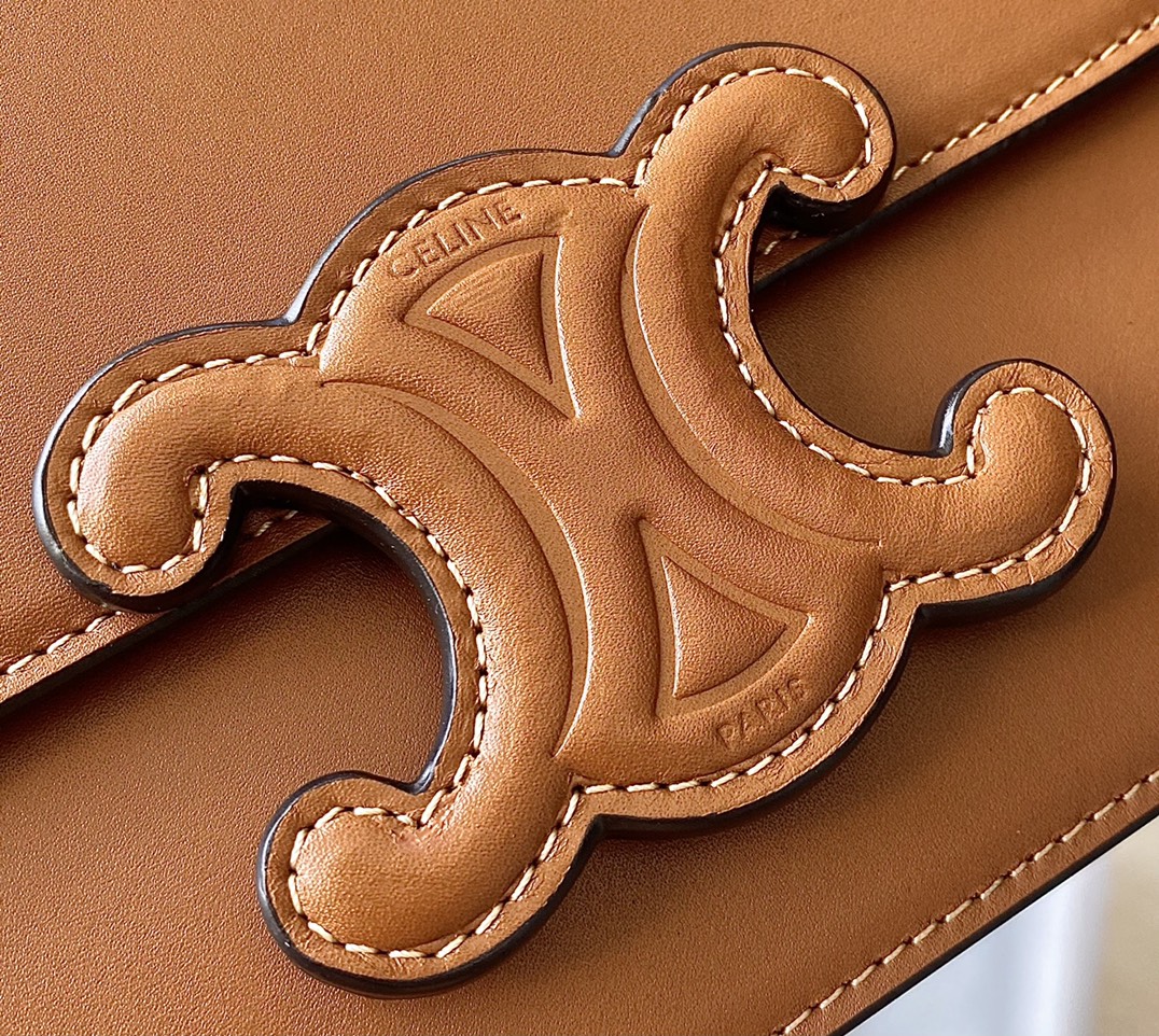 CELINE赛琳2022新款浮雕凯旋门肩背包199233