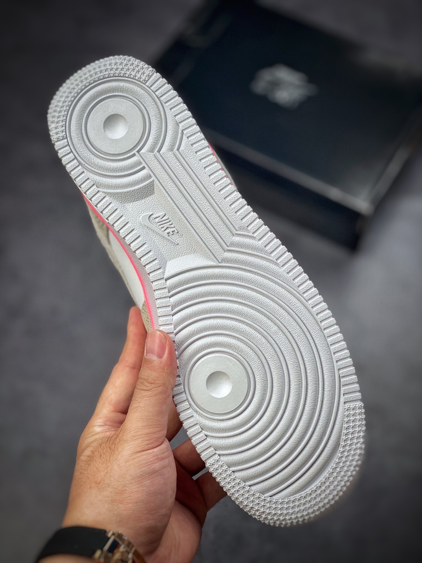 180 Nike Air Force 1 Low 07 白粉蛇纹 DV1031-030