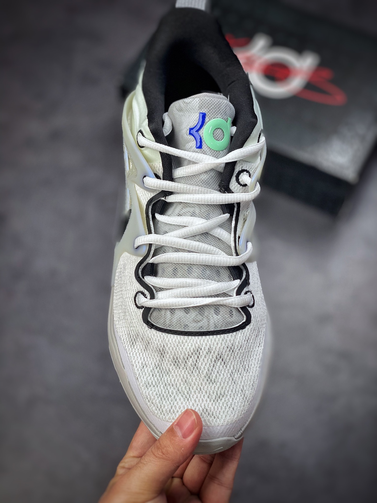 230  Nike KD 15 EP 黑白灰 杜兰特 15代 减震耐磨低帮篮球鞋 DM1054-100