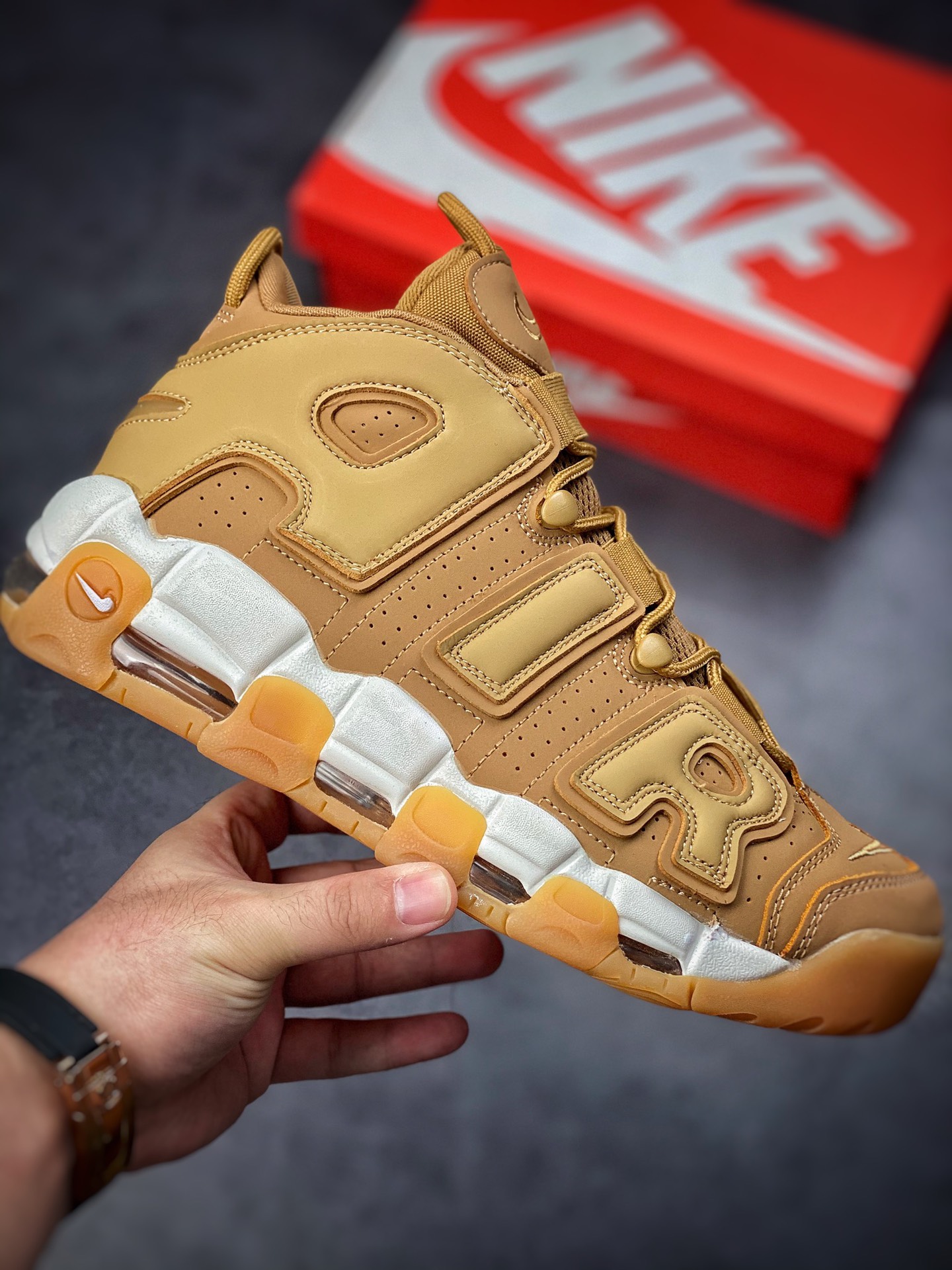260 Air More Uptempo 小麦黄 代表着历史最高版本皮蓬 AA4060-200