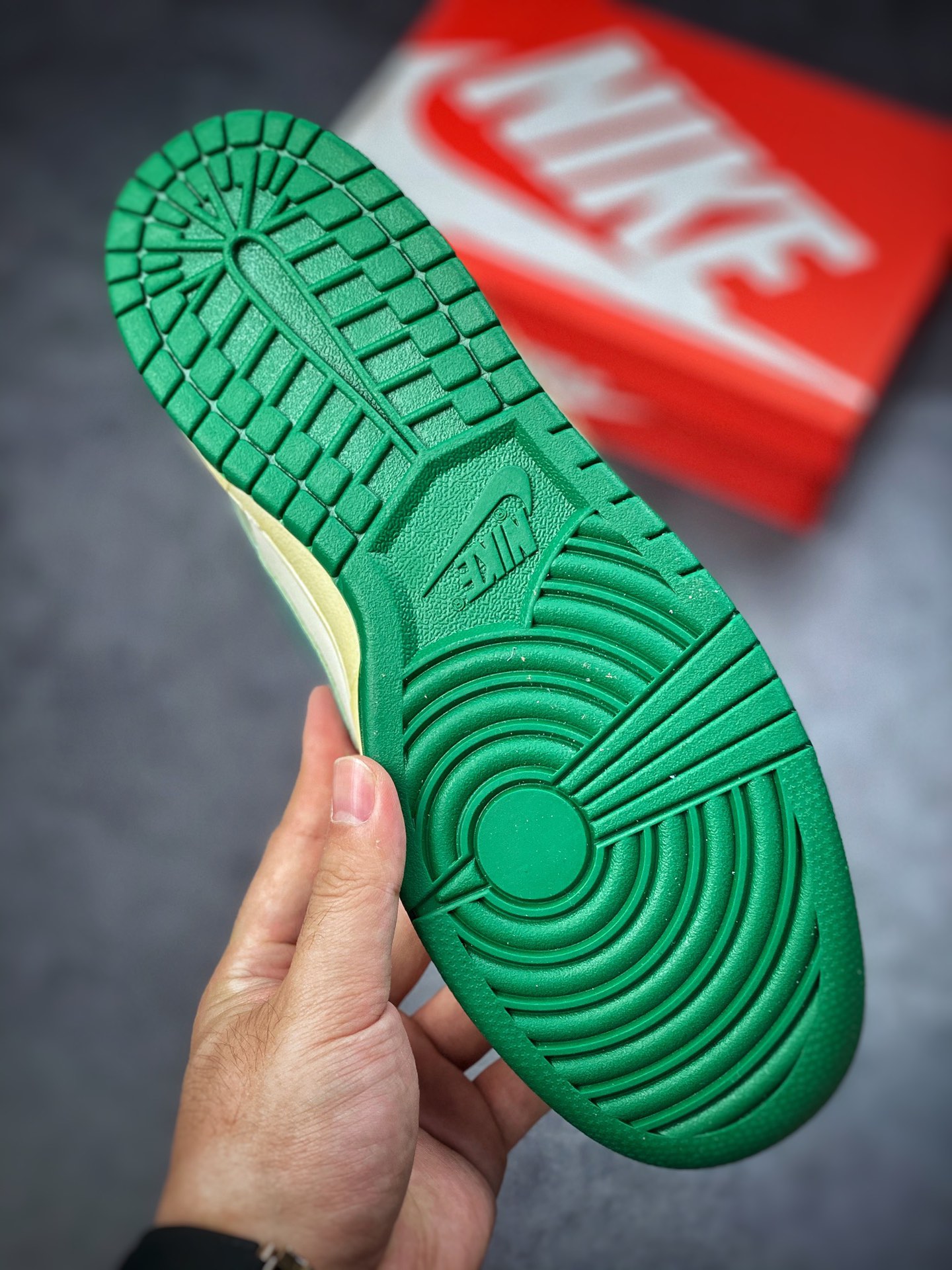 190 Nike Dunk SB Low 做旧白绿绑带 DD1503-112