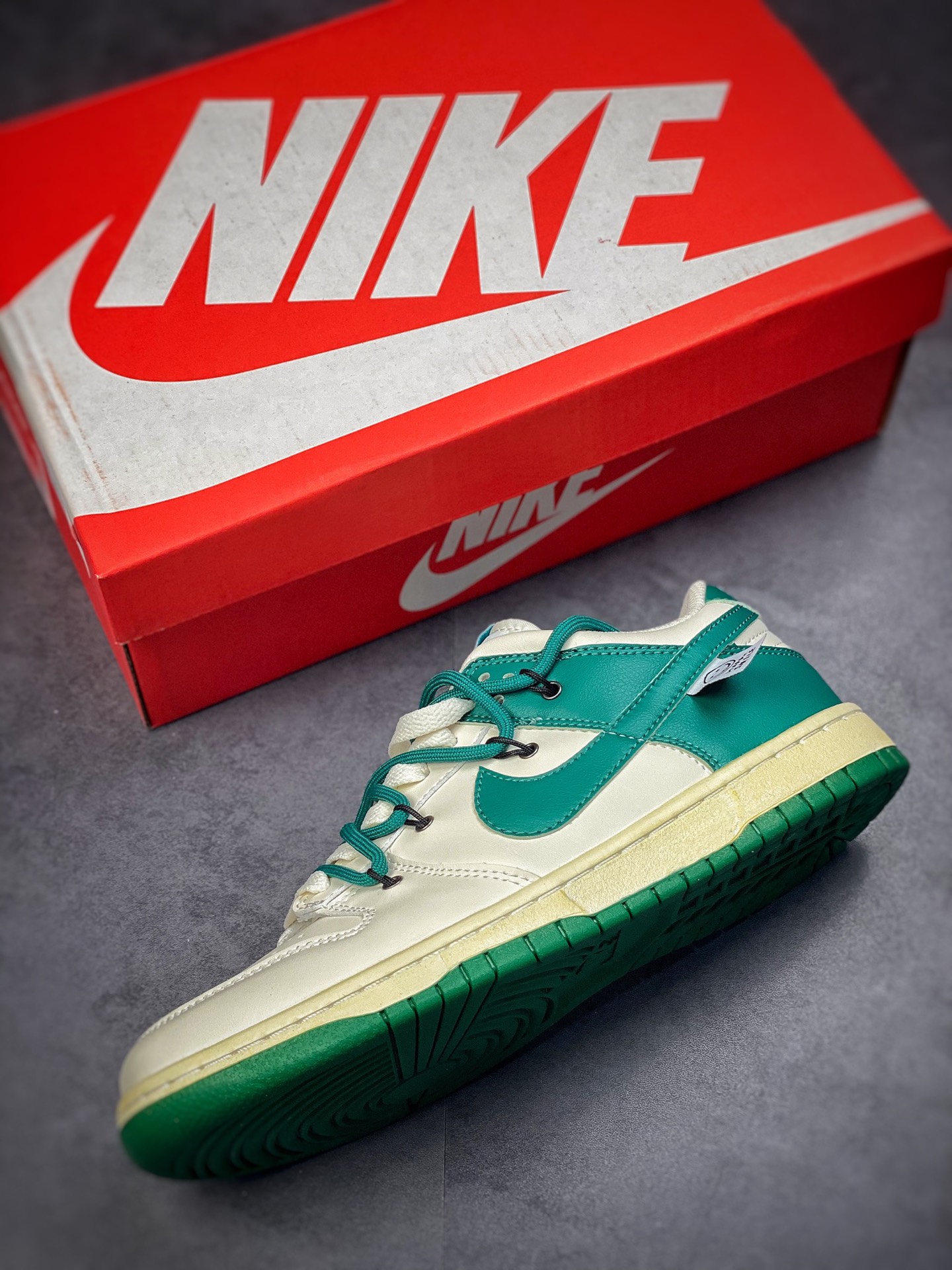 190 Nike Dunk SB Low 做旧白绿绑带 DD1503-112