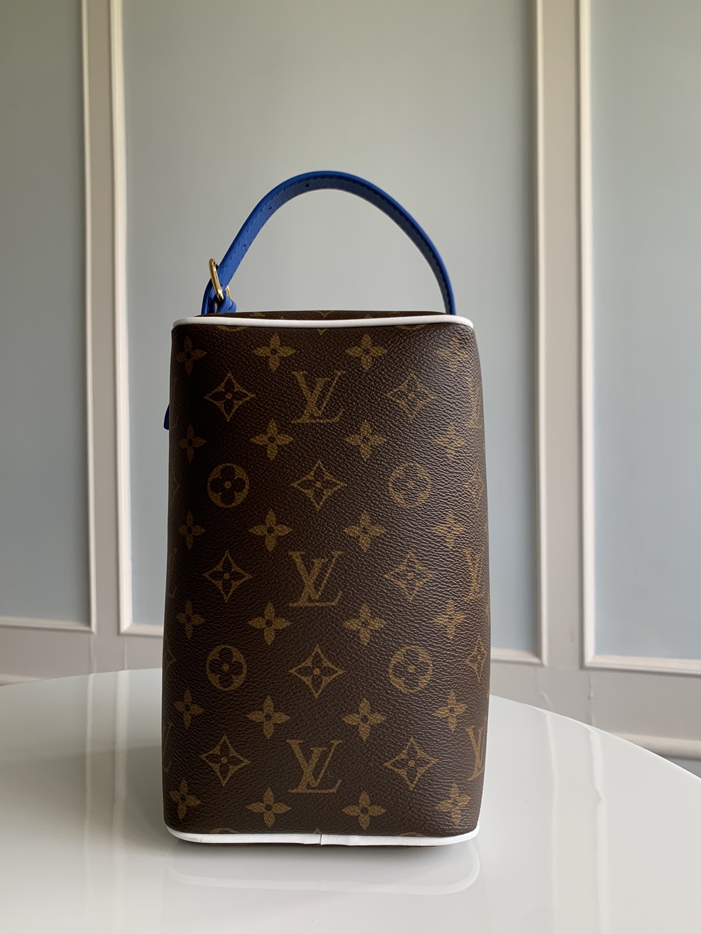 Louis Vuitton LV XNBA CLOAKROOM DOPP KIT M85149