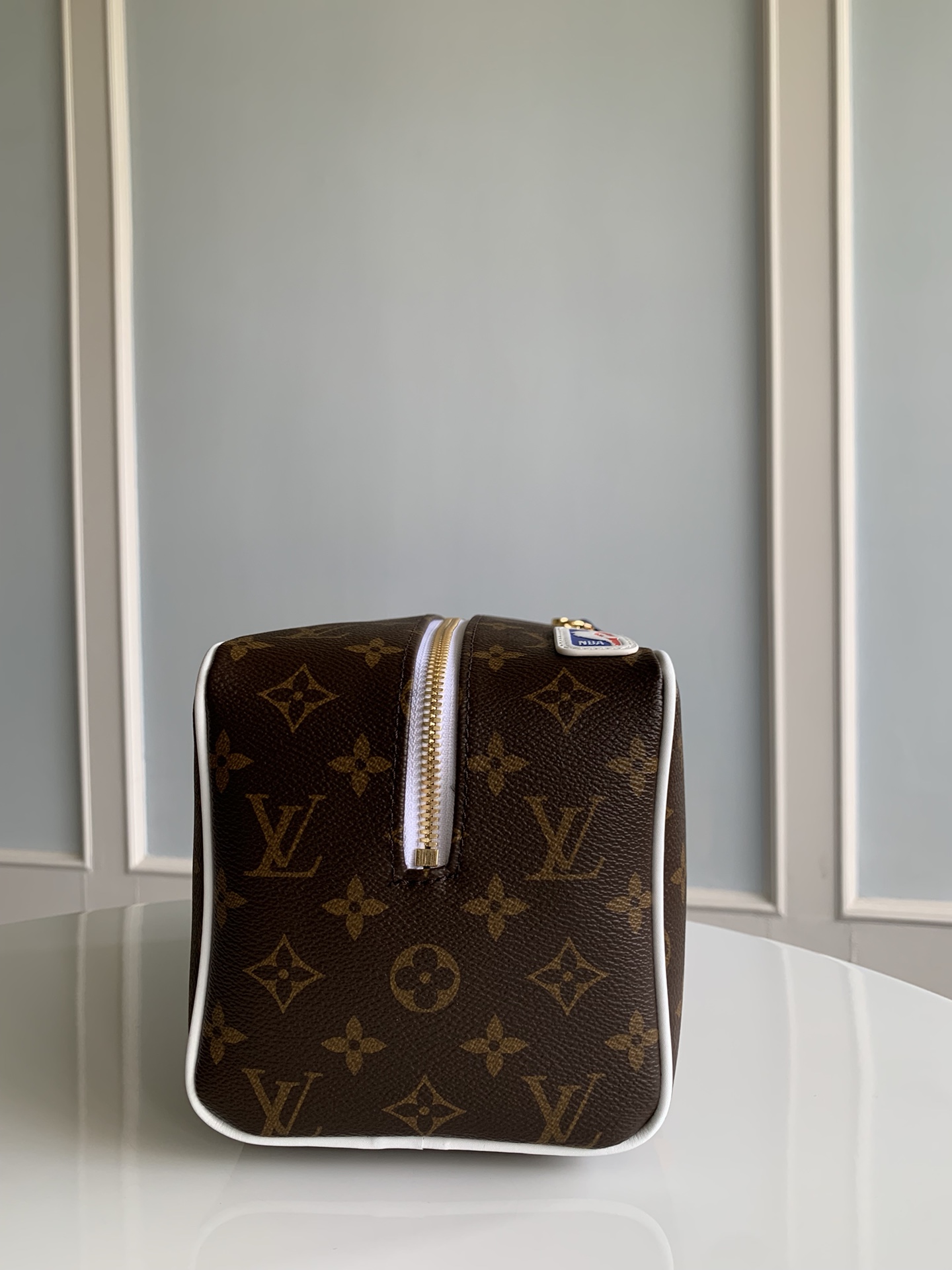 Louis Vuitton LV XNBA CLOAKROOM DOPP KIT M85149