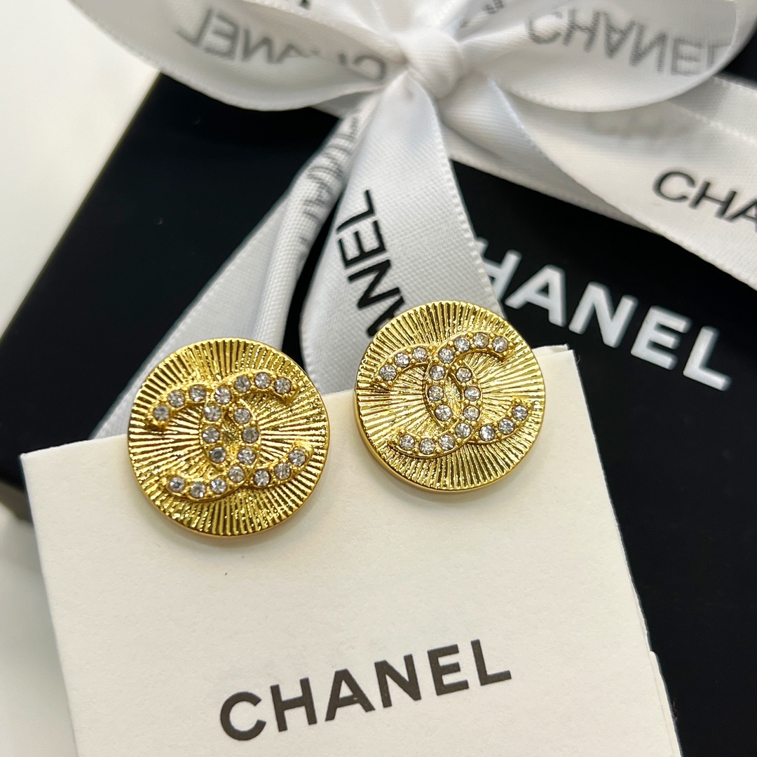 新款☑️CHANEL香奈儿双c圆形耳钉耳环