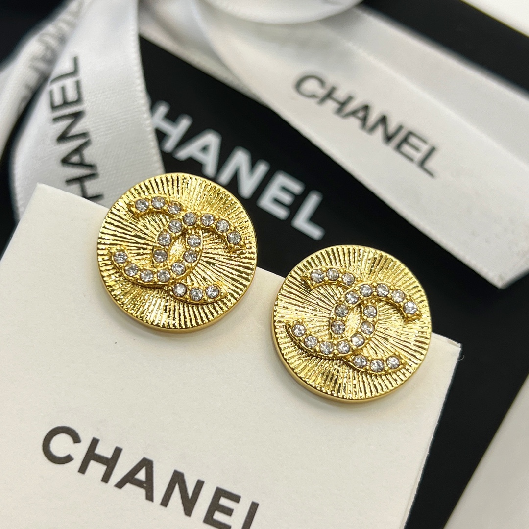 新款☑️CHANEL香奈儿双c圆形耳钉耳环