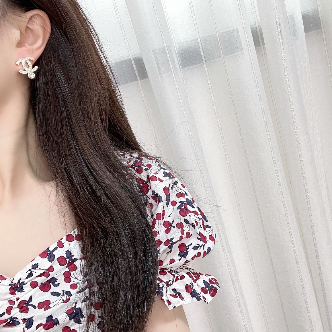 新款☑️CHANEL香奈儿双c单钻耳钉耳环
