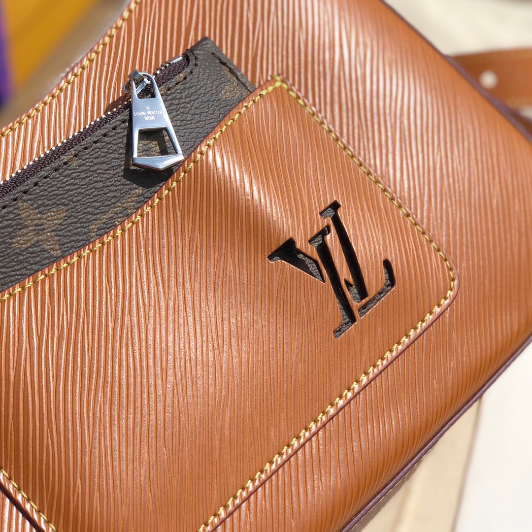 🌼 m80794尺寸25×15×8cm这款HOBO我要大声尖叫！！太惊艳LV火爆的腋下包Marelle，