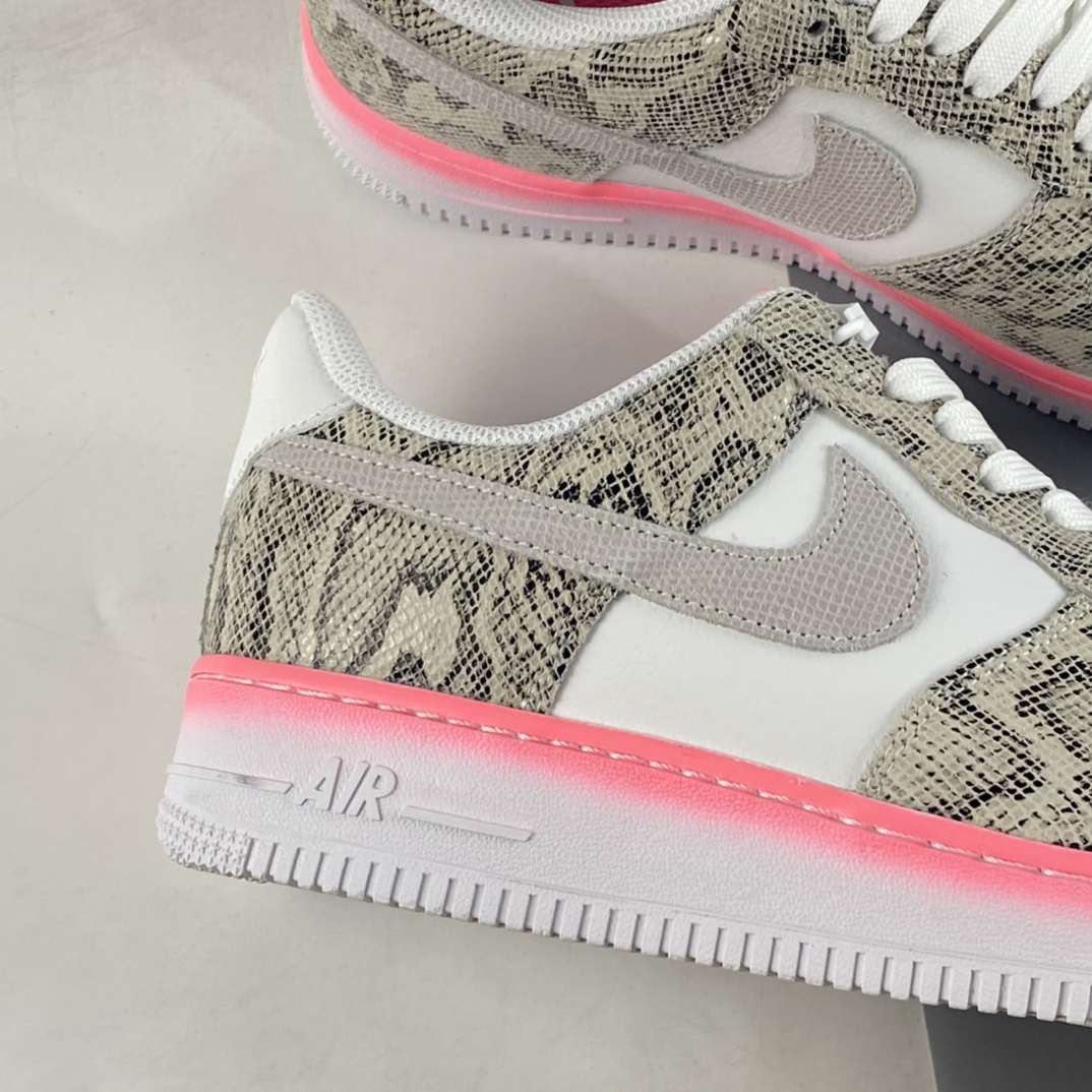 P180  Nike Air Force 1’07 Low 白粉蛇纹 空军一号低帮休闲板鞋 DV1031-030