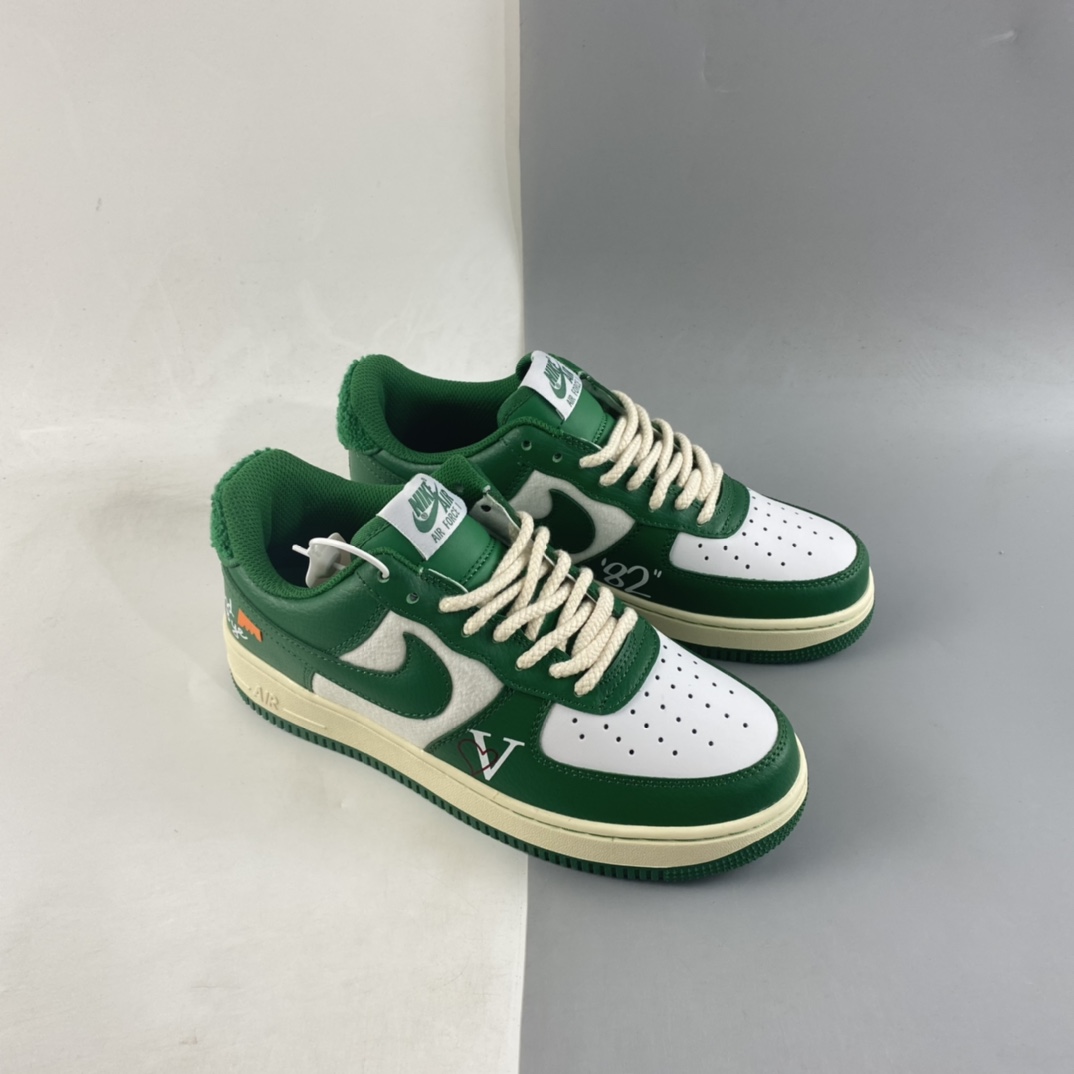 P240  Nike Air Force 1’07 Low  空军一号低帮休闲板鞋 DO5220-163