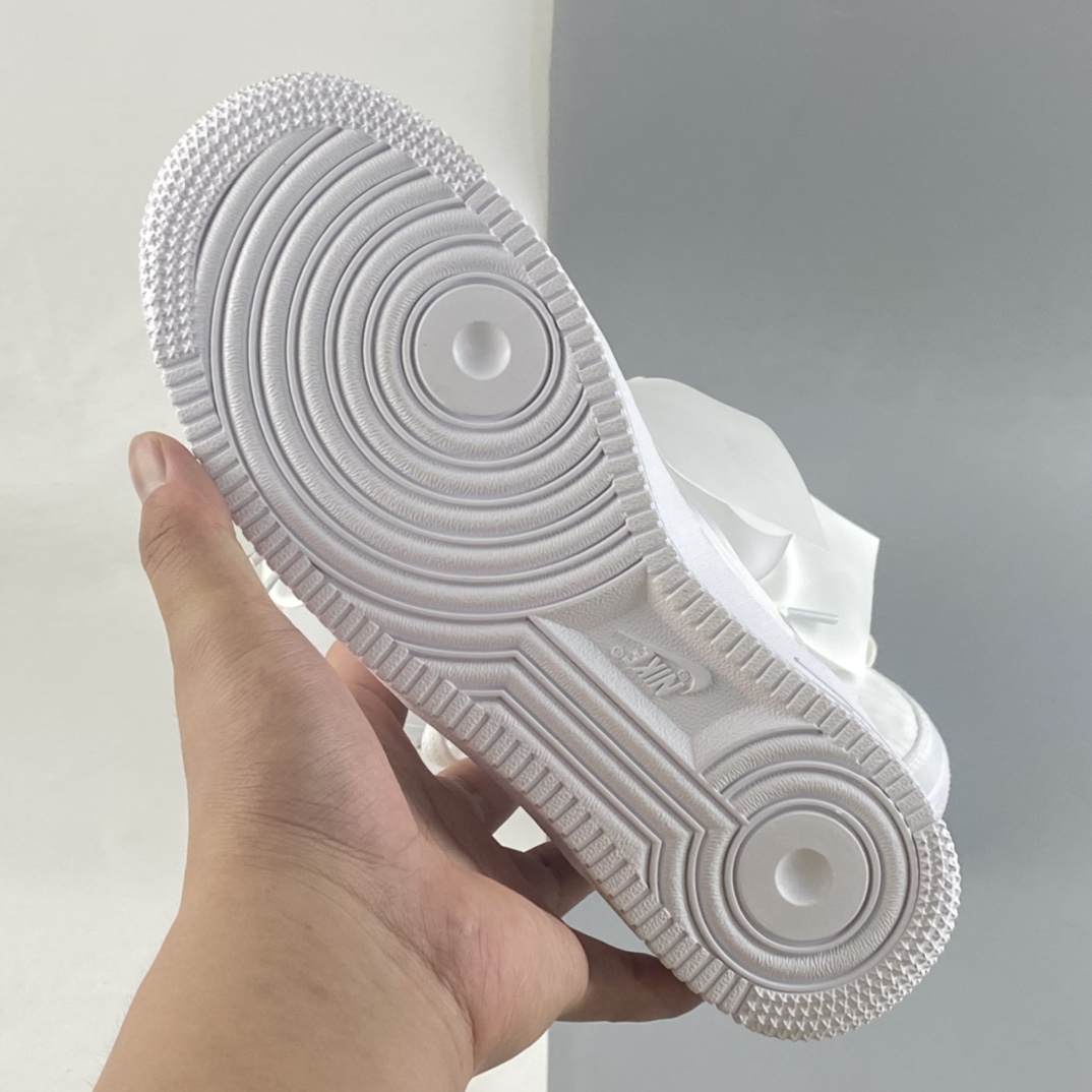 P220  Nike Air Force 1 Low ”Bow” 白蝴蝶结 空军一号低帮休闲板鞋 DV4244-111