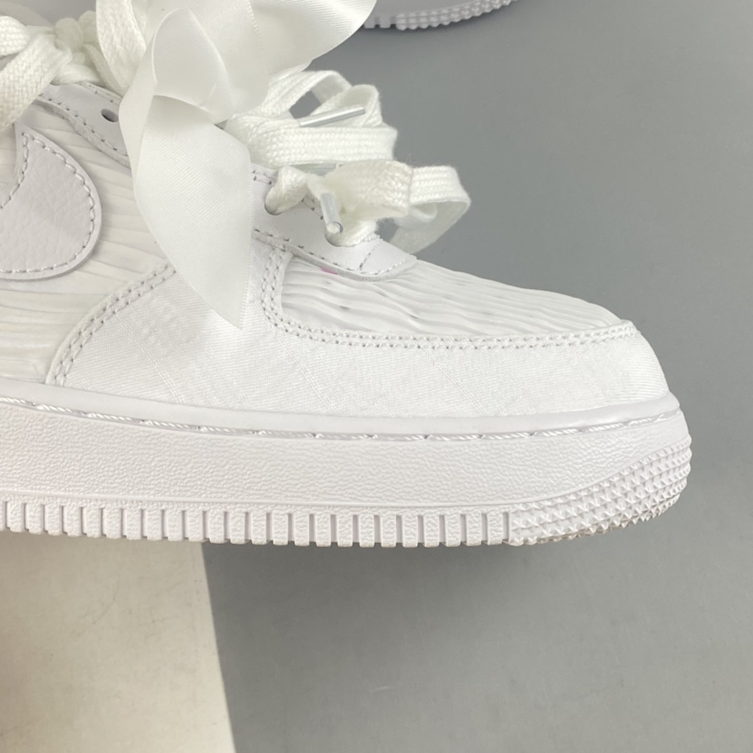 P220  Nike Air Force 1 Low ”Bow” 白蝴蝶结 空军一号低帮休闲板鞋 DV4244-111