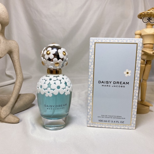Marc Jacobs Daisy Dream Eau de Toilette - 100ml Floral Fragrance 1 Marc Jacobs Daisy Dream Eau de Toilette - 100ml Floral Fragrance