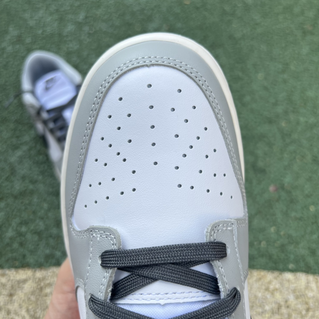 Dunk烟灰Nike WMNS Dunk Low Smoke Grey 烟灰 黑灰白 DD1503-117