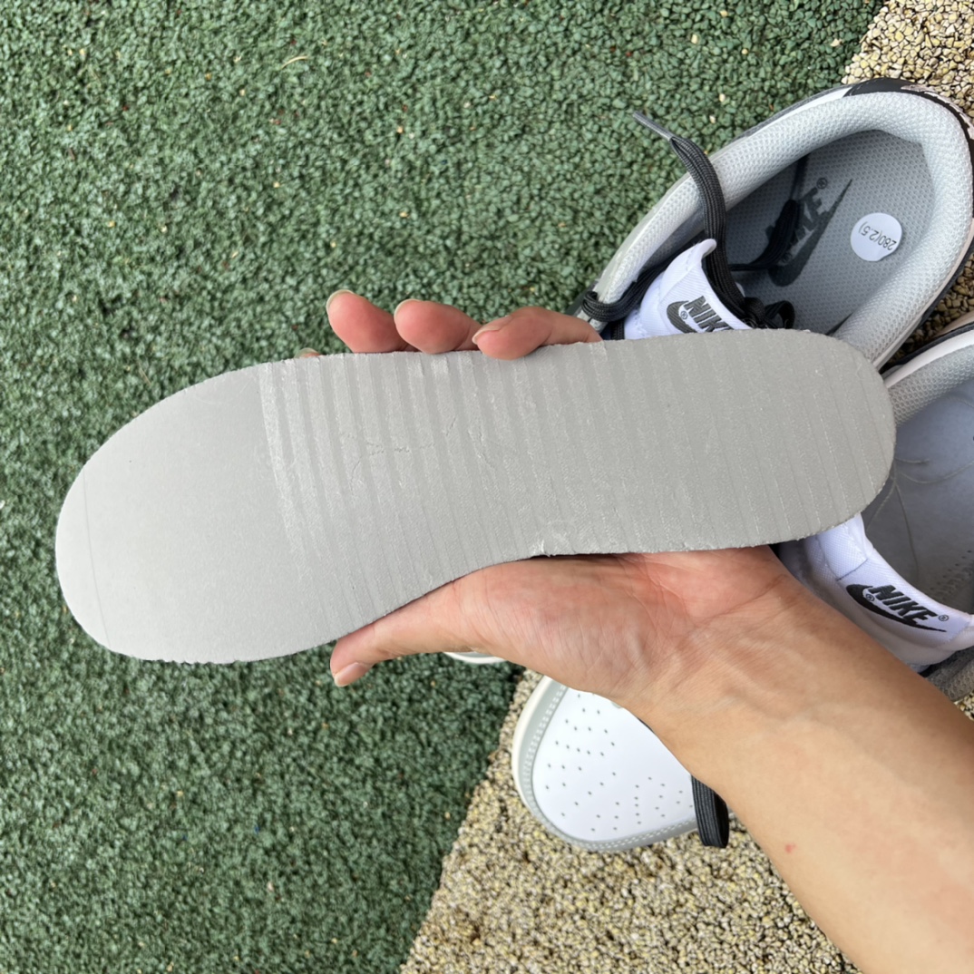 纯原版Nike WMNS Dunk Low Smoke Grey 烟灰 黑灰白 DD1503-117