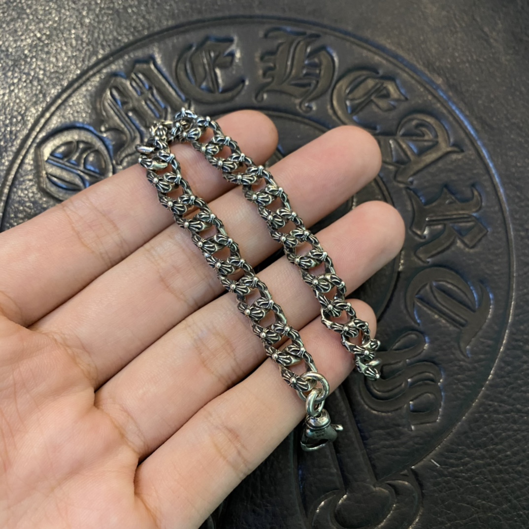Bracelets & Bangles