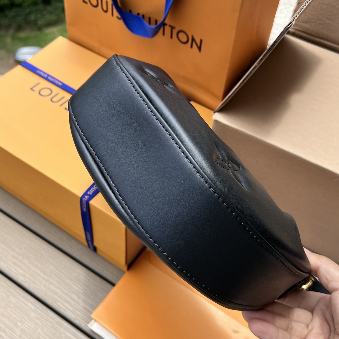 非市场普通货 进口皮料半钢五金 m59799尺寸:27.5×16×7cm LV海外渠道资源特供新款月亮包