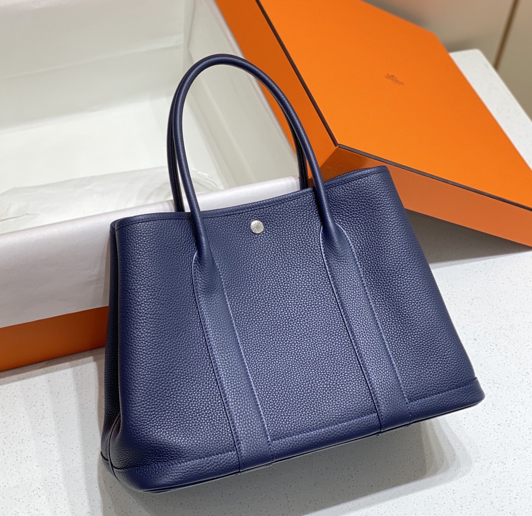 Hermès Garden Party 36 Blue Leather Tote Bag, Everyday Luxury 2 i1656411390 9693 1