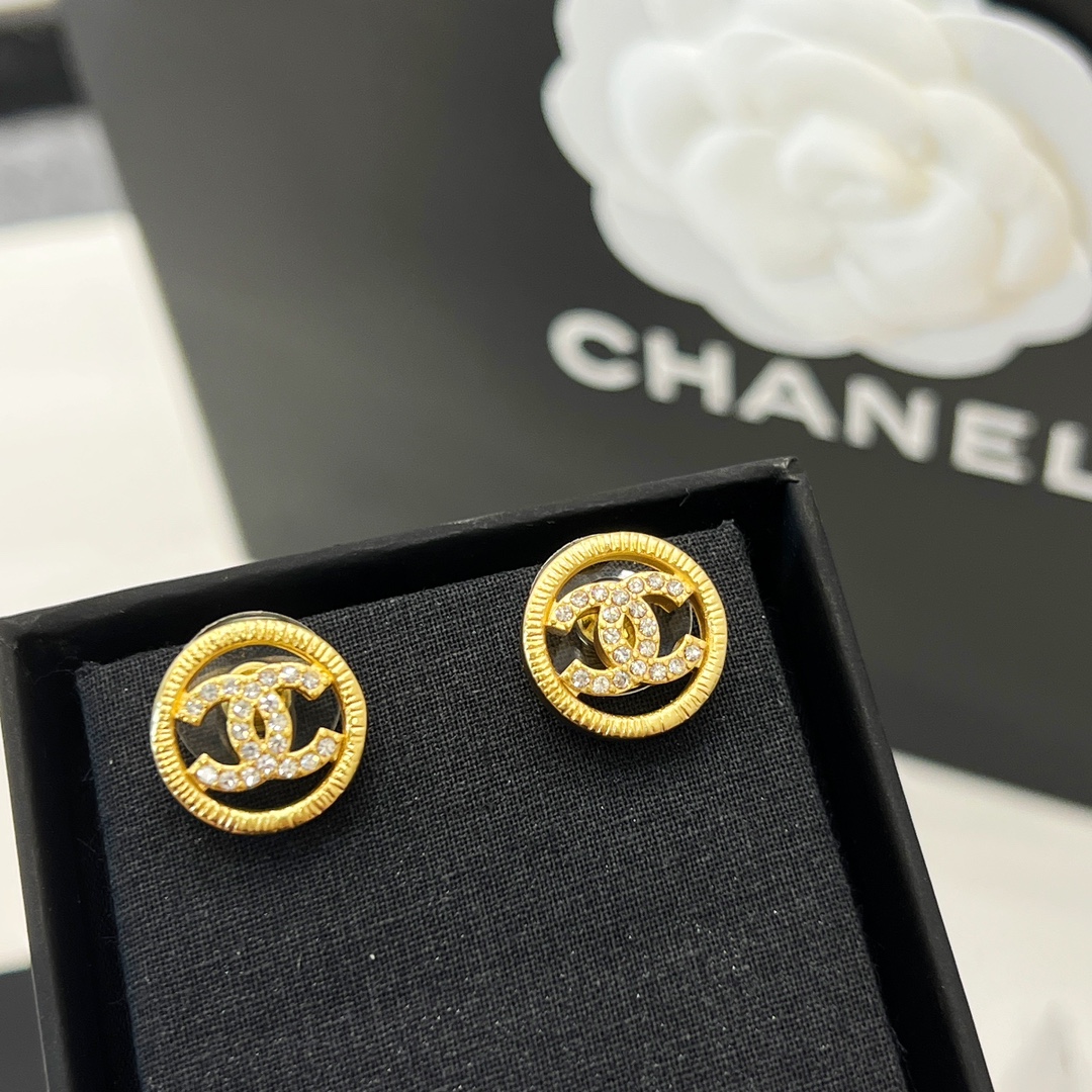 新款☑️CHANEL香奈儿双c圆形耳钉耳环