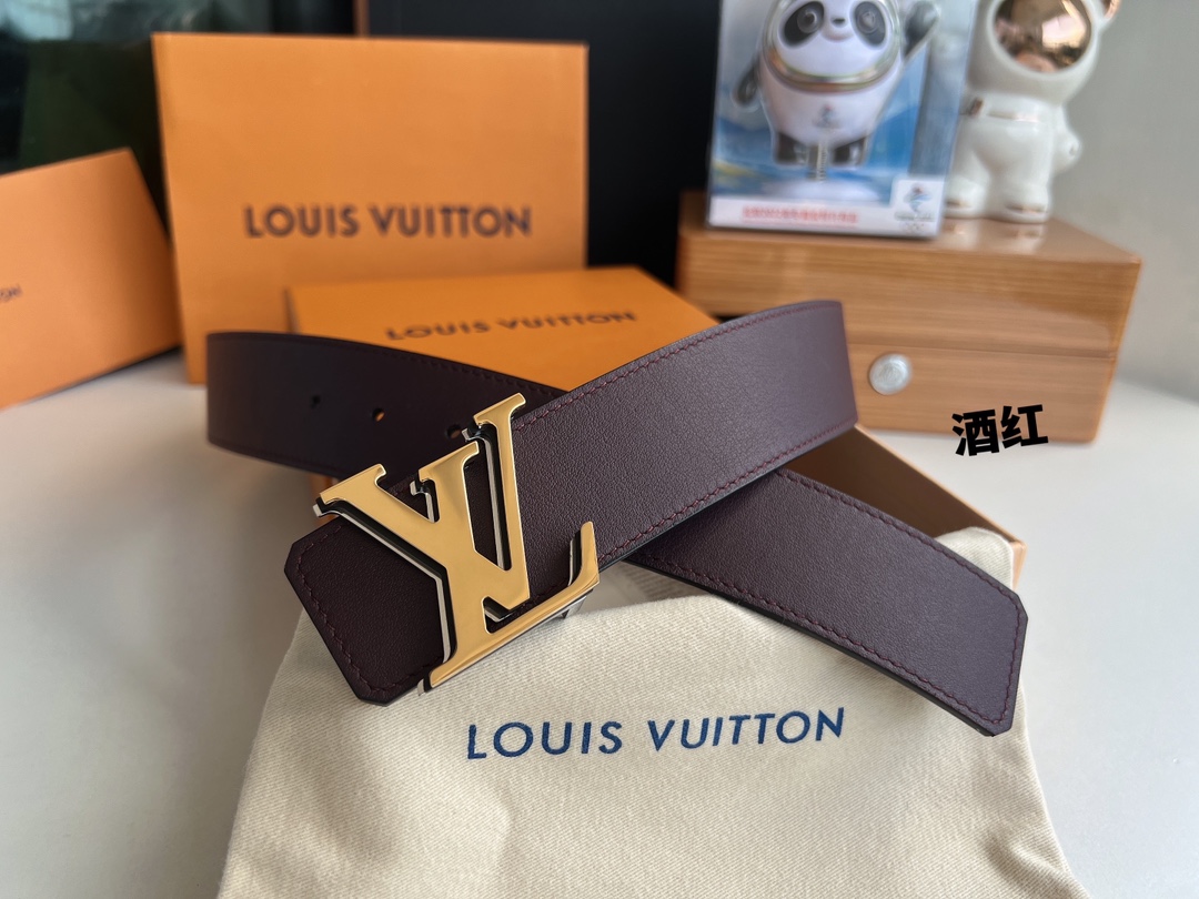 LV/路易威登   标志性LV Initiales标识男士40mm腰带