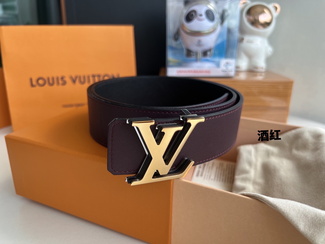 LV/路易威登   标志性LV Initiales标识男士40mm腰带