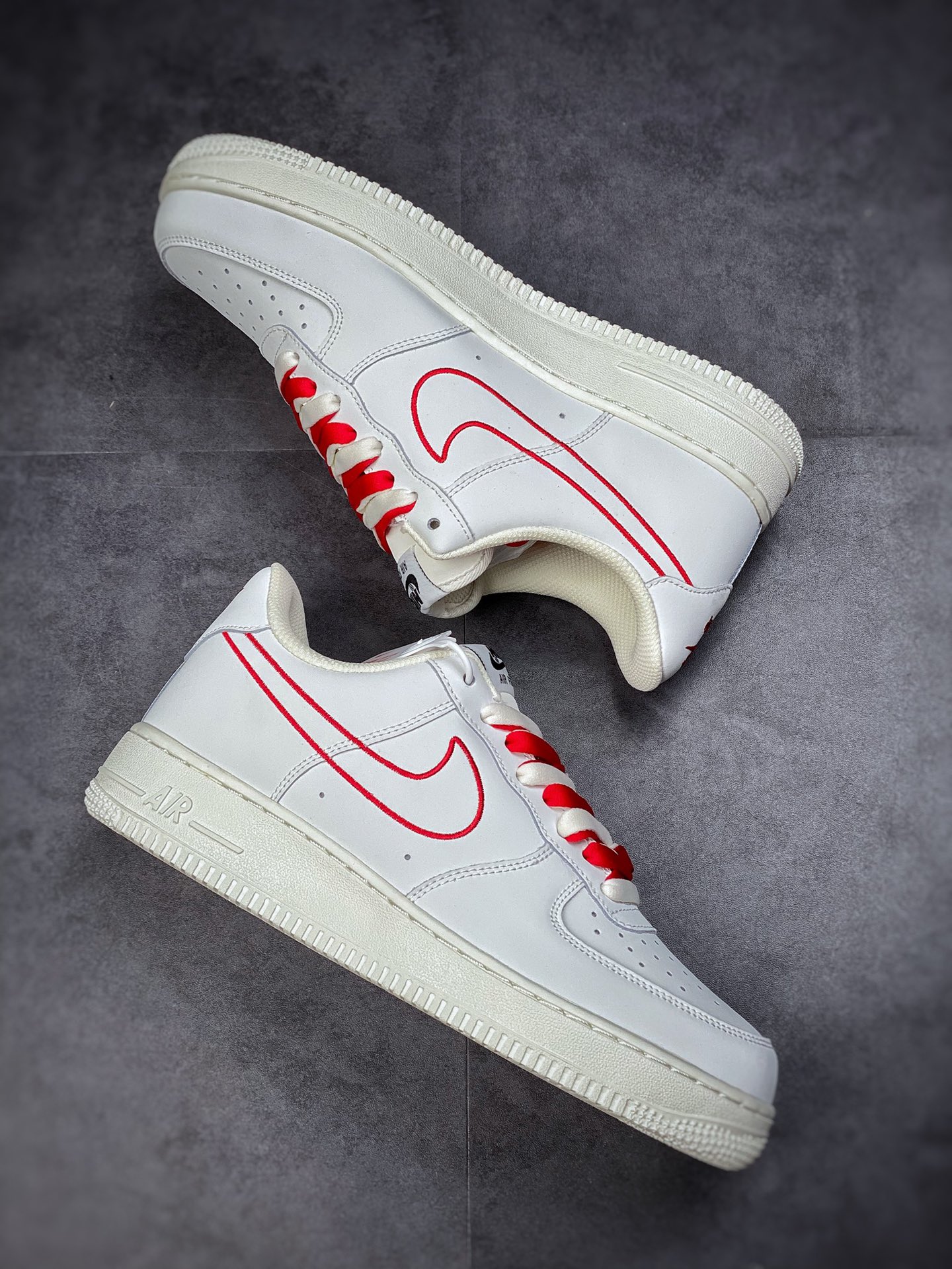 220 Nike Air Force 1 Low 07  米白红电秀勾 CL6326-108