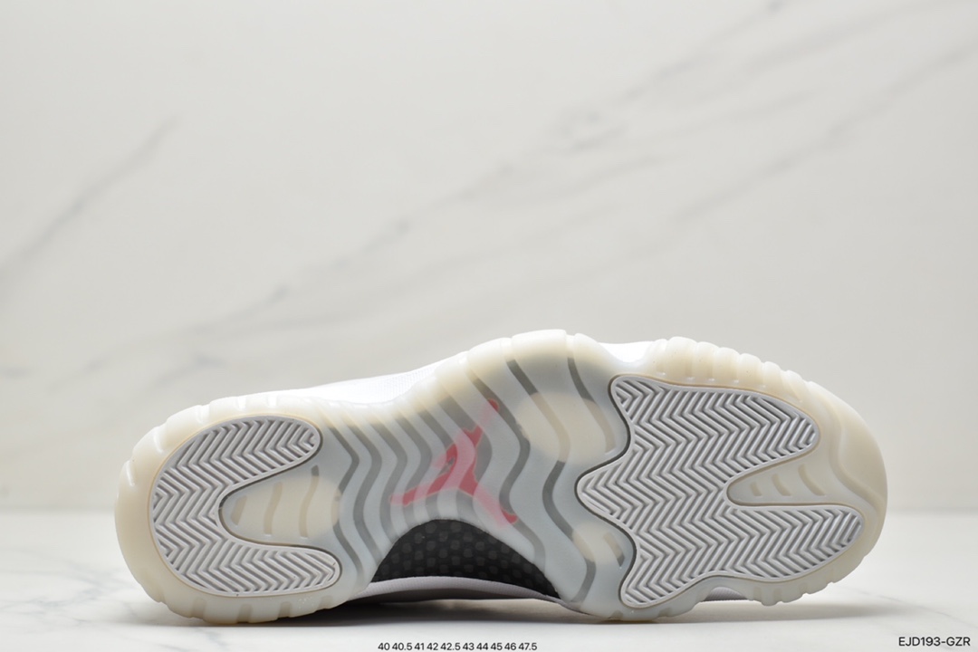 350 Air Jordan 11 Retro High “Platinum Tint” 高帮 378037-016