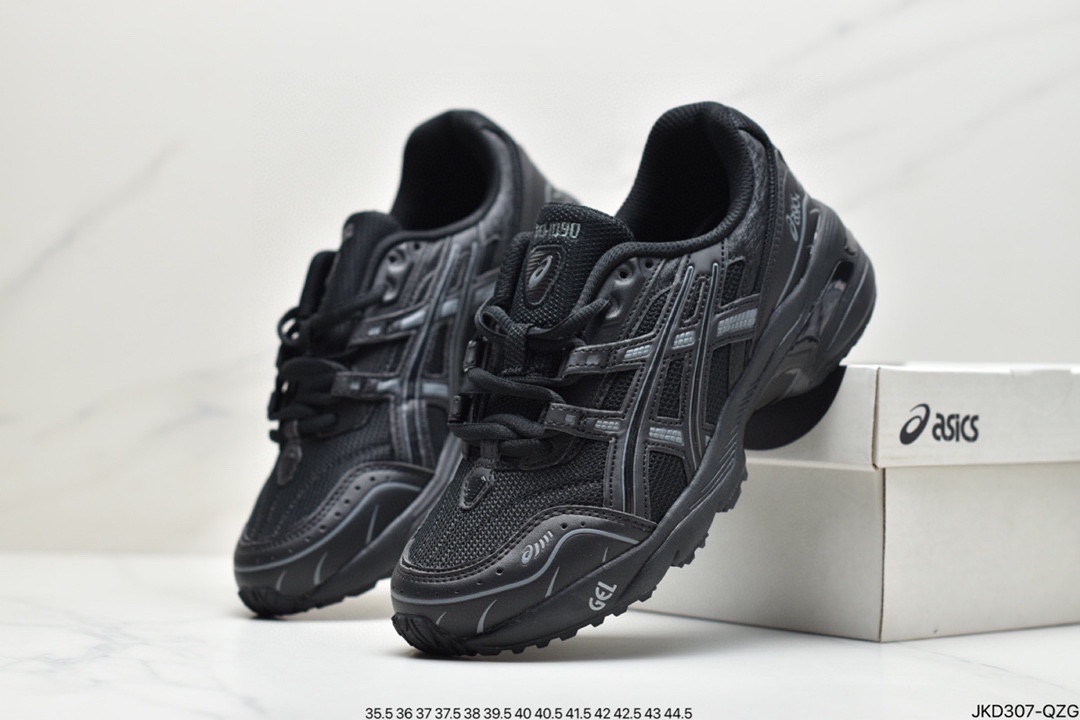 The equipment is full of futuristic, Japanese professional running shoe brand ASICS/ASICS GEL-1090 1021A275-400