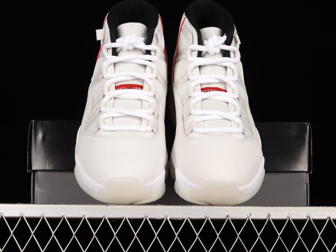 airjordan11platinumtintaj11乔11兔八哥白红篮球鞋男子378037016