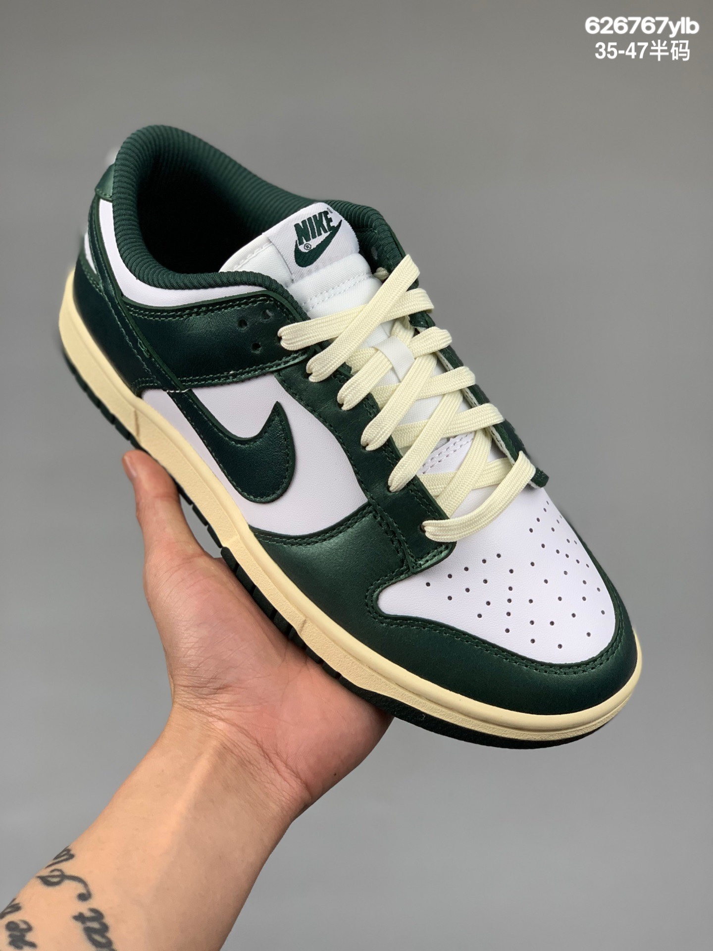 本地
DC4008NK Dunk Low Retro 