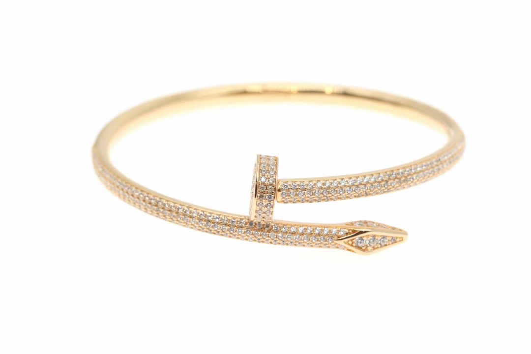 Cartier 卡地亚/Cartier Juste un Clou 满钉钻子手镯