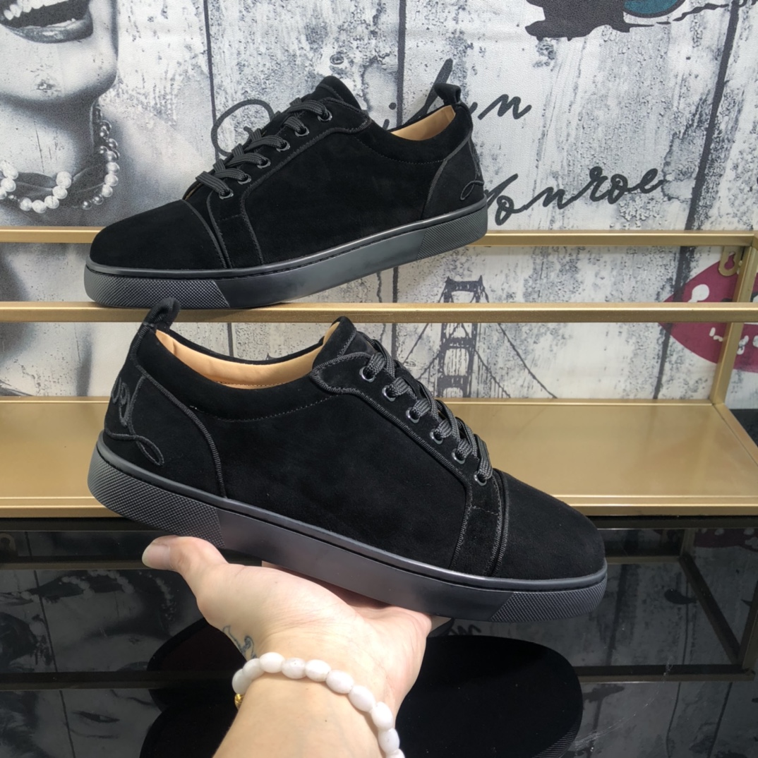 240christian louboutin（CL） Estilo completo , zapatos de tabla casual Modelos calientes exclusivos li