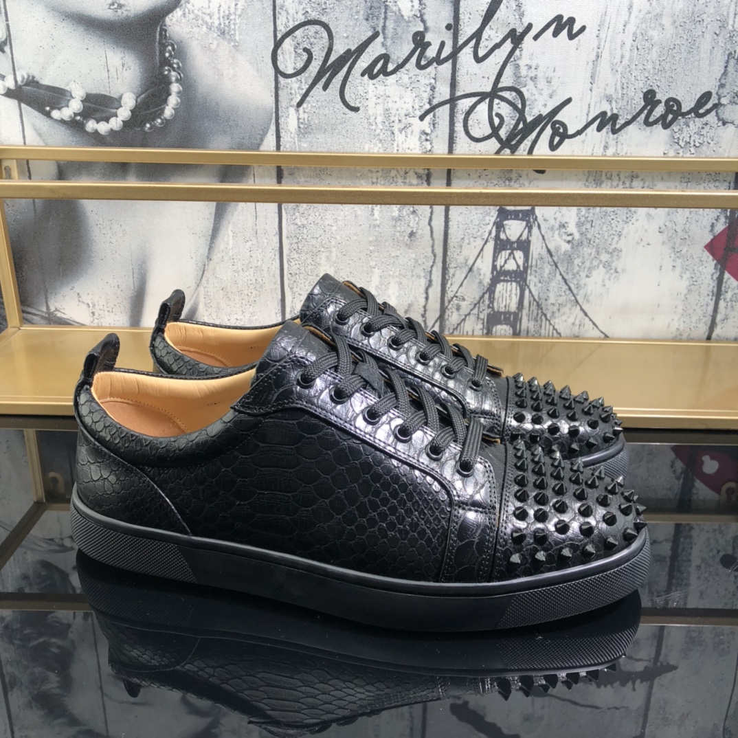 250christian louboutin(CL) Estilo completo , zapatos de tabla casuales Modelos calientes exclusivos 