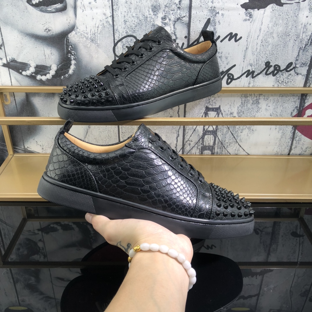 250christian louboutin(CL) Estilo completo , zapatos de tabla casuales Modelos calientes exclusivos 