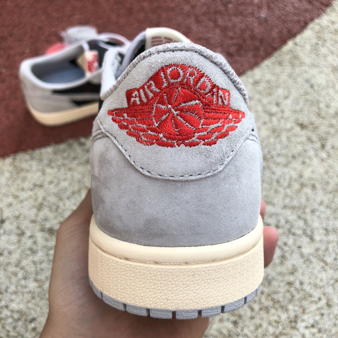 Travis Scott x Nike Air Jordan 1 Low AJ1 联名 低帮板鞋TS 联名倒钩 DM7866-010