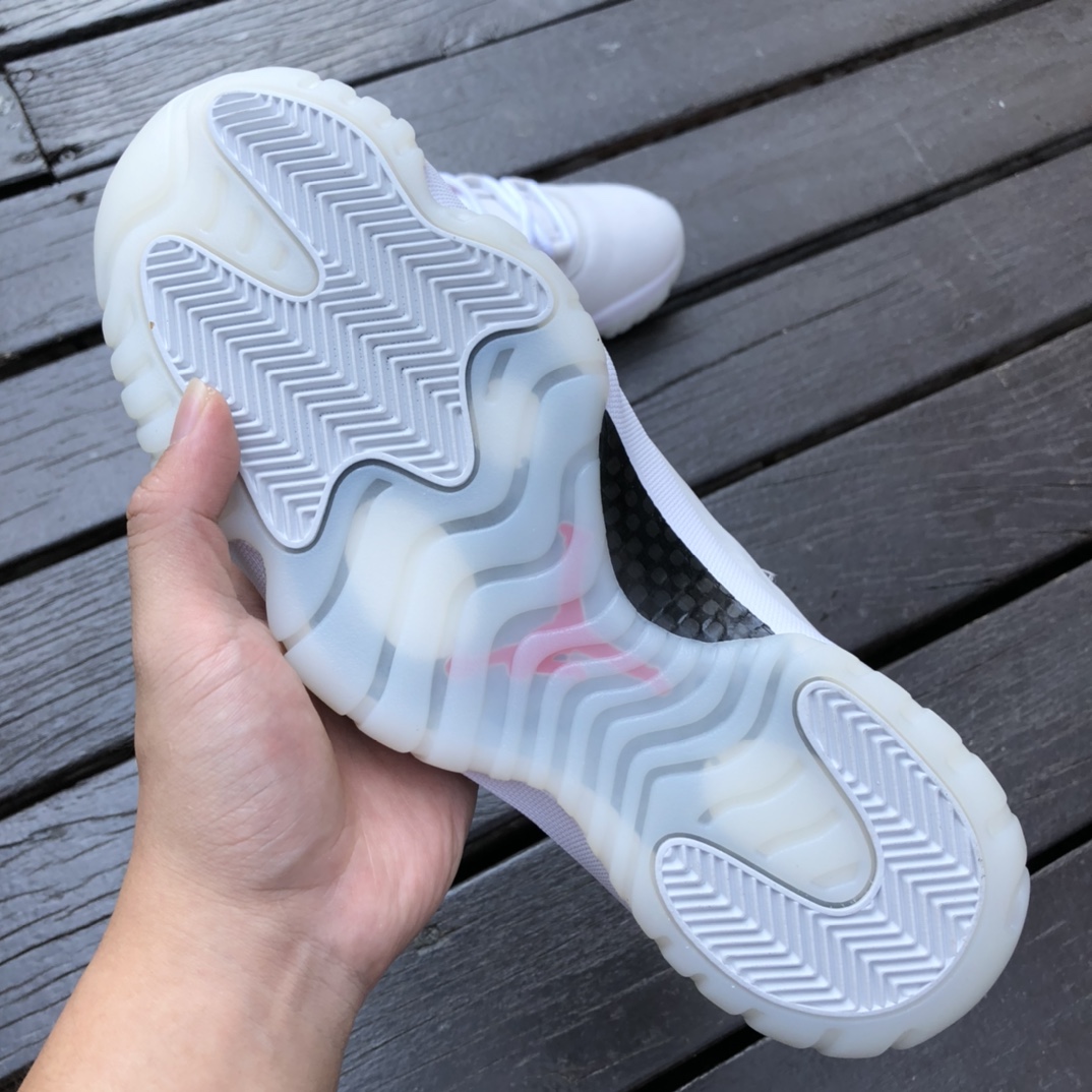 Air jordan 11 Platinum Tint 白红 铂金 兔八哥 378038-378037-016