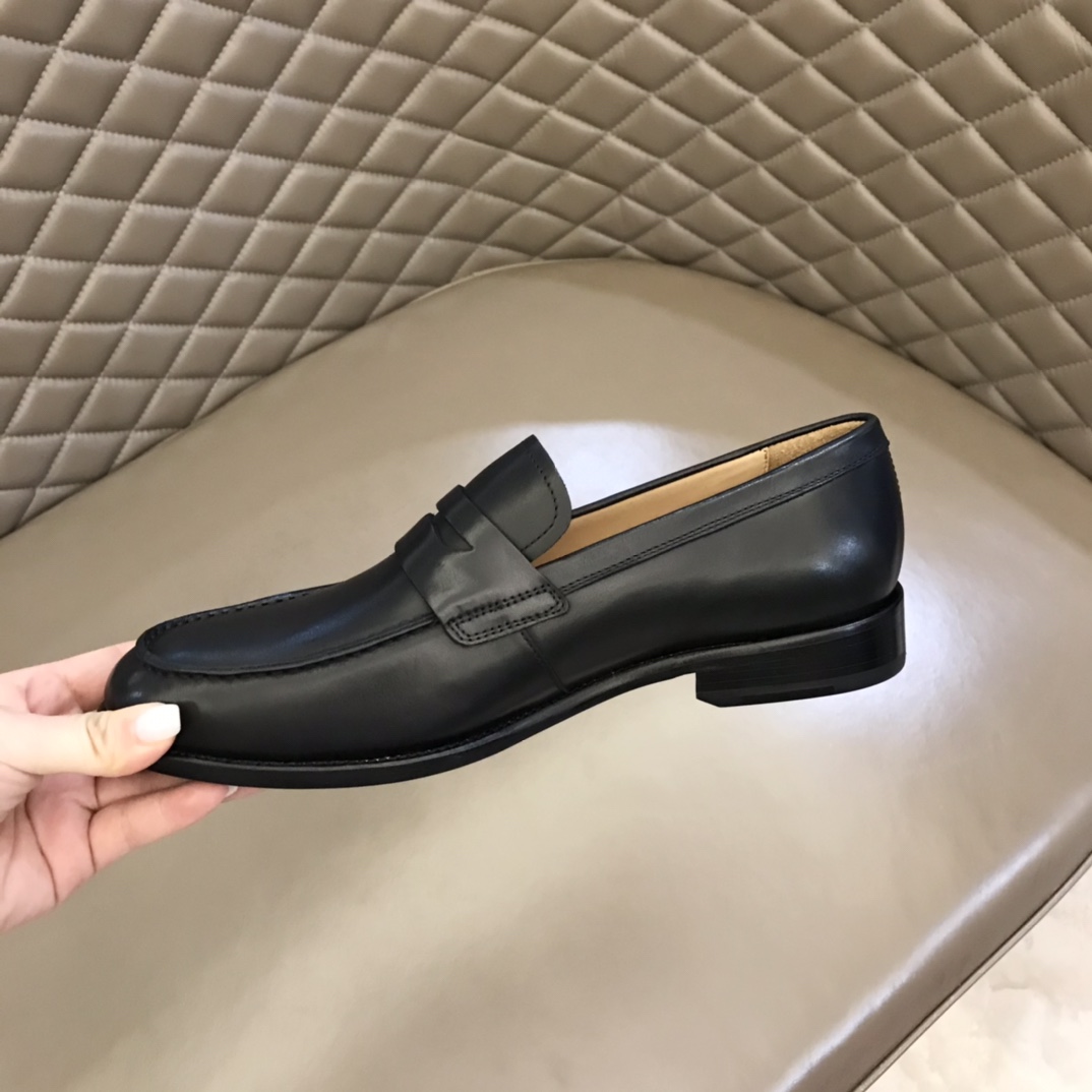 PRADA/普拉达   进口头层牛皮P家原单男士正装商务皮鞋