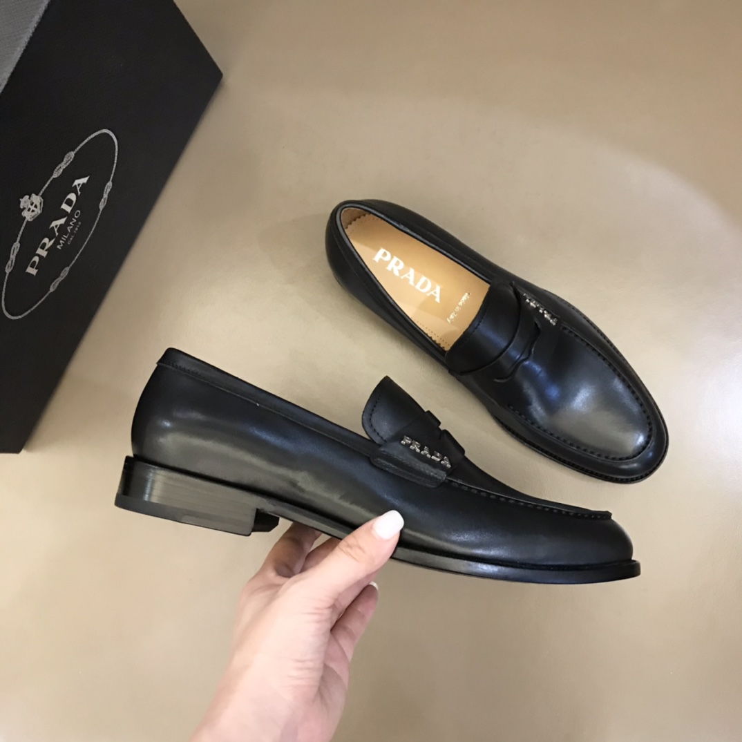 PRADA/普拉达   进口头层牛皮P家原单男士正装商务皮鞋