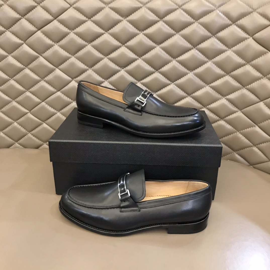 PRADA/普拉达   进口头层牛皮P家原单男士正装商务皮鞋