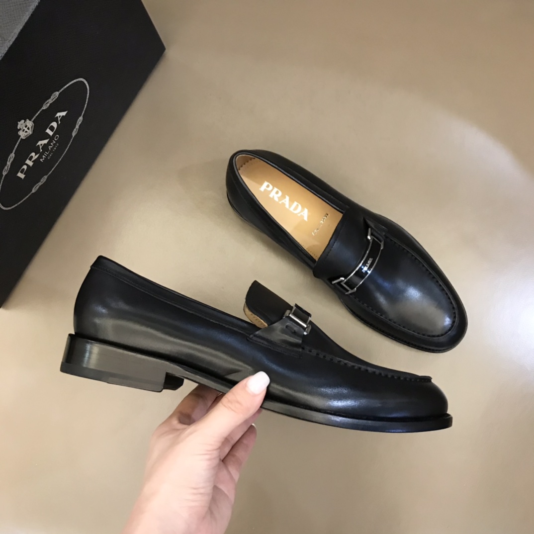 PRADA/普拉达   进口头层牛皮P家原单男士正装商务皮鞋