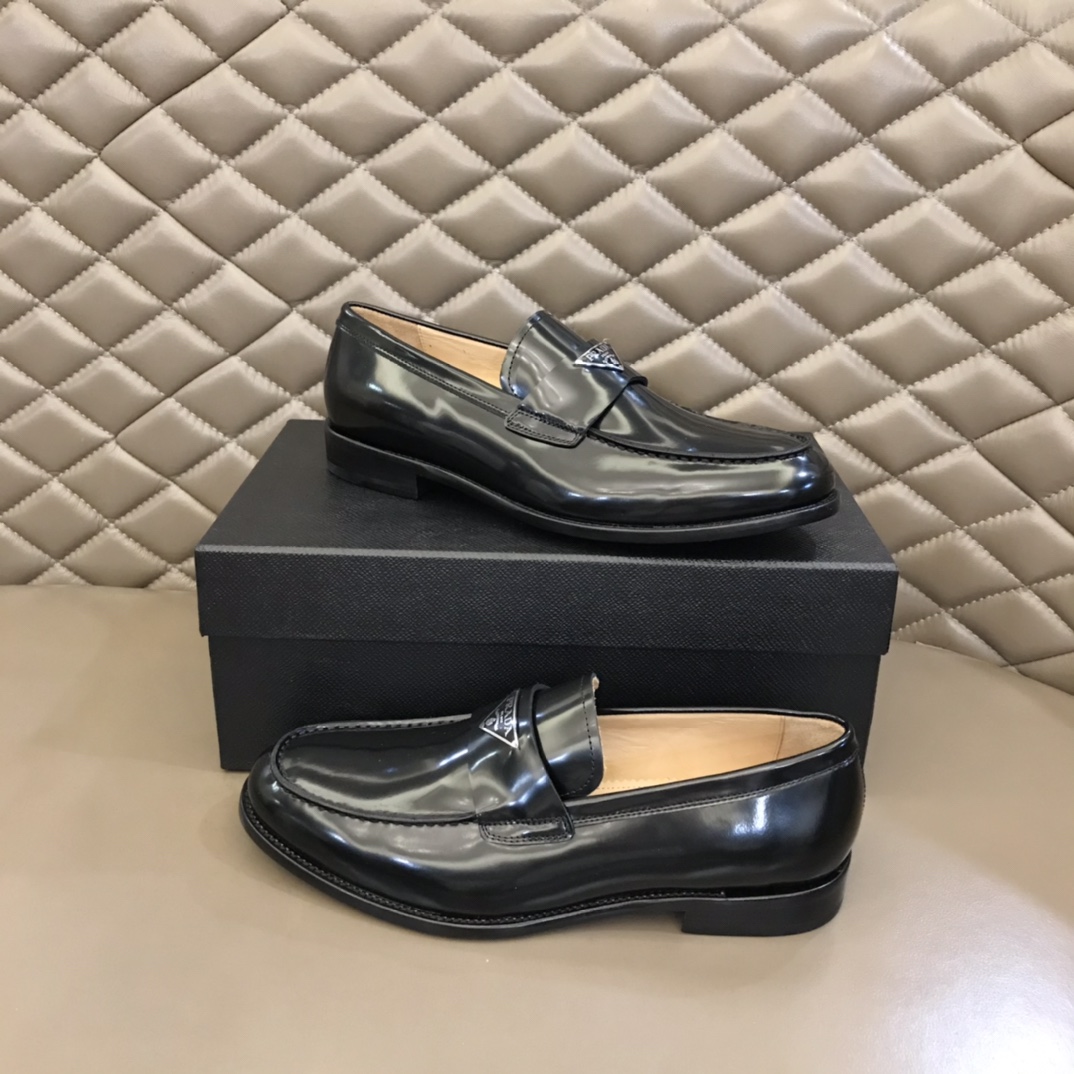 PRADA/普拉达   进口头层牛皮P家原单男士正装商务皮鞋