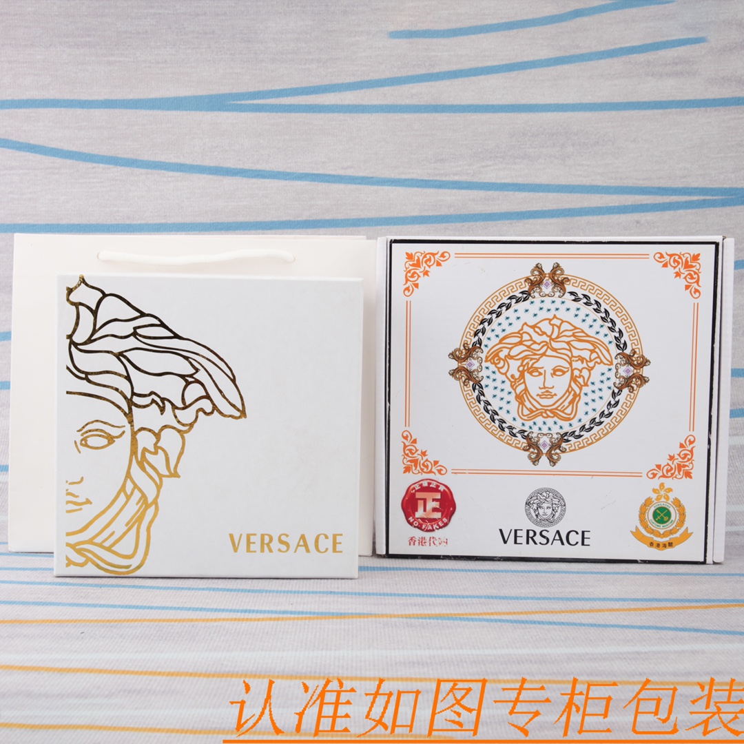 品名VERSACE.范思哲材质原单牛