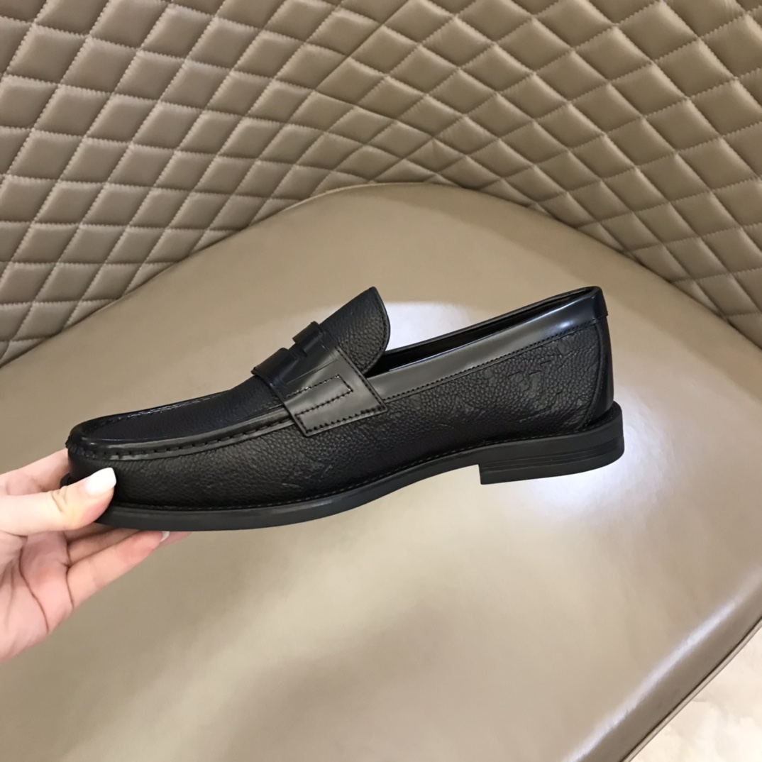 LV/路易威登 Monogram 压纹粒面小牛皮新款Derby Harness 乐福鞋