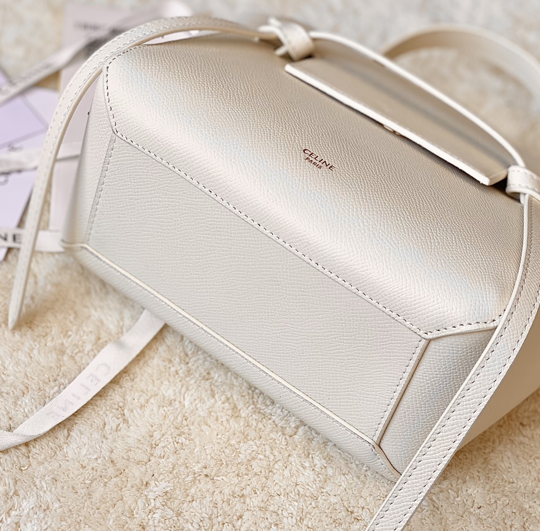 CELINE赛琳Belt 掌纹系列鲶鱼包189003